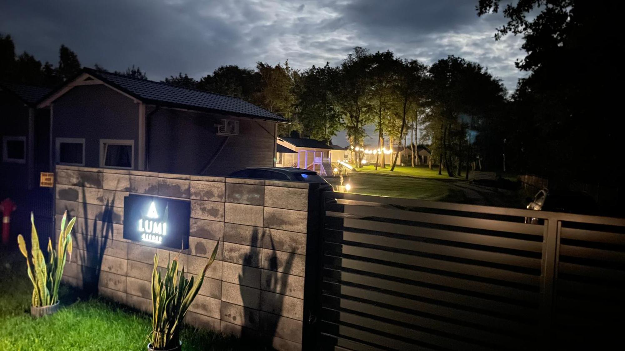 Lumi Resort Domki Letniskowe Z Podgrzewanym Basenem Реваль Экстерьер фото
